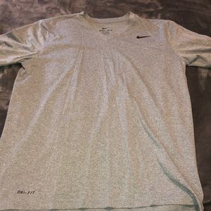 Nike men’s tee